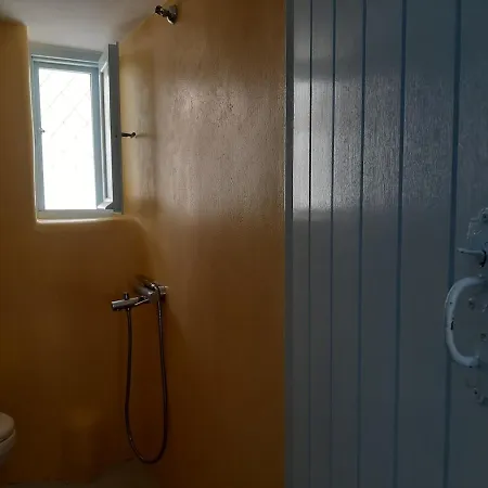 Maisonnette De Charme By Apartmentsparos Com Holiday home