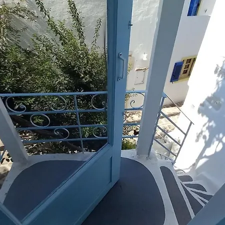 Maisonnette De Charme By Apartmentsparos Com Holiday home *